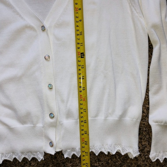 White Cardigan Sweater XXL Embellished Buttons Lace Trim V Neck Coquette Core - Picture 4 of 7